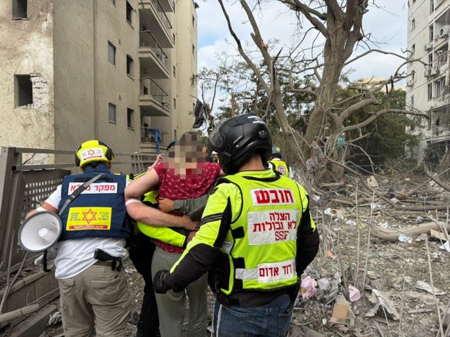  اطلاق 27 صاروخا من ايران  وسقوط عدد منها في الشمال والمركز محدثة أضراراً جسيمة جداً واصابات